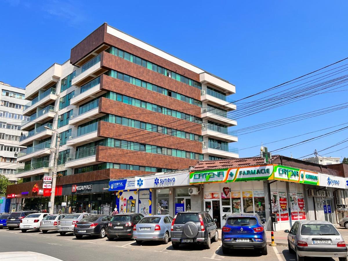 Central Metropolitan Bright 1 이아시 외부 사진